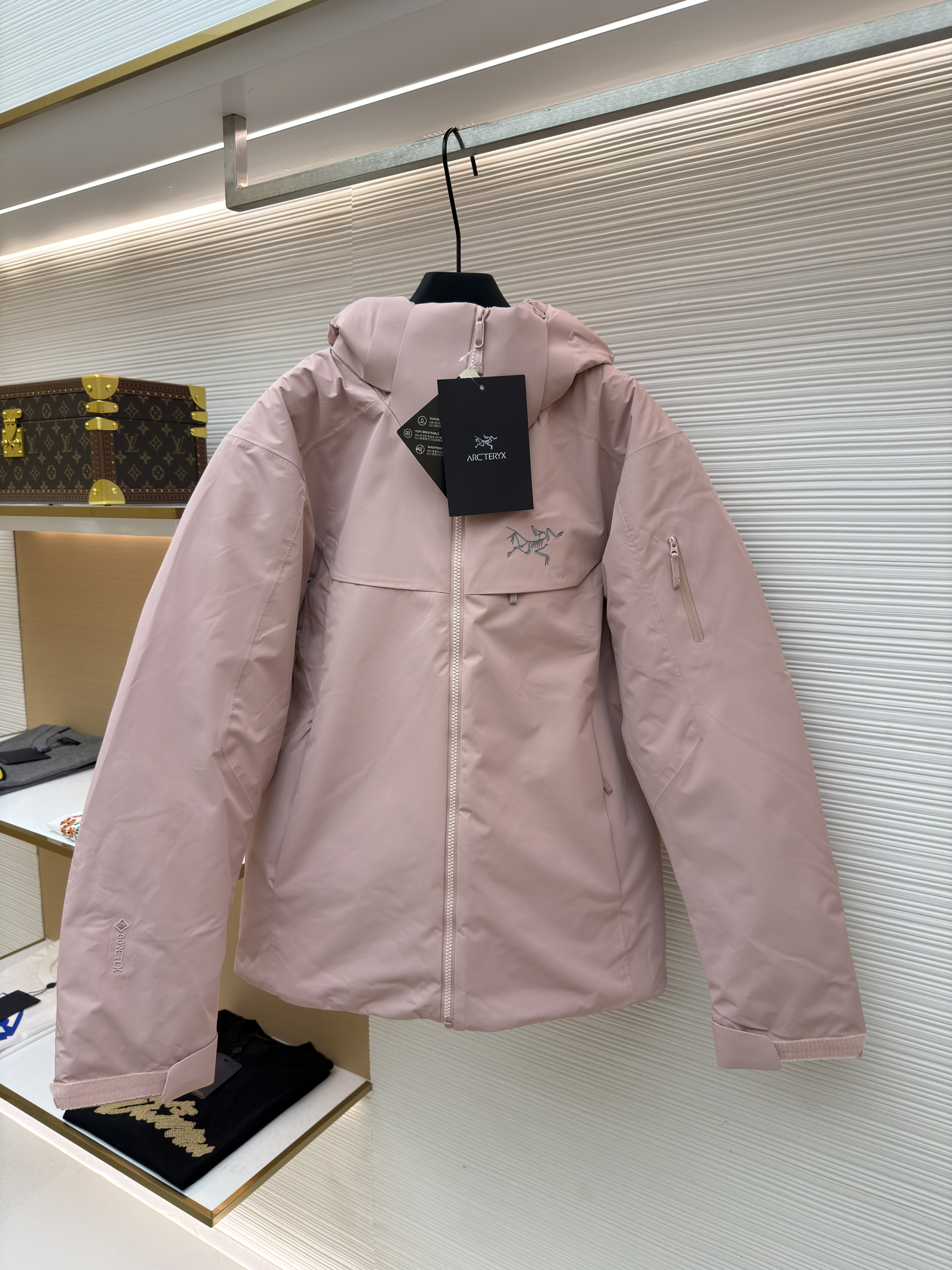 아크테릭스 Macai 시리즈 다운 스키 자켓