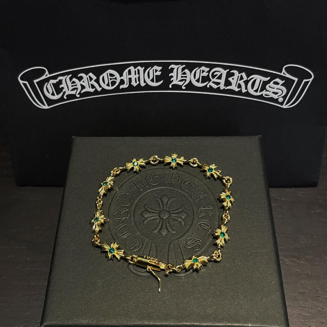 Chrome Hearts 도금 그린 다이아 크로스 팔찌｜925 실버