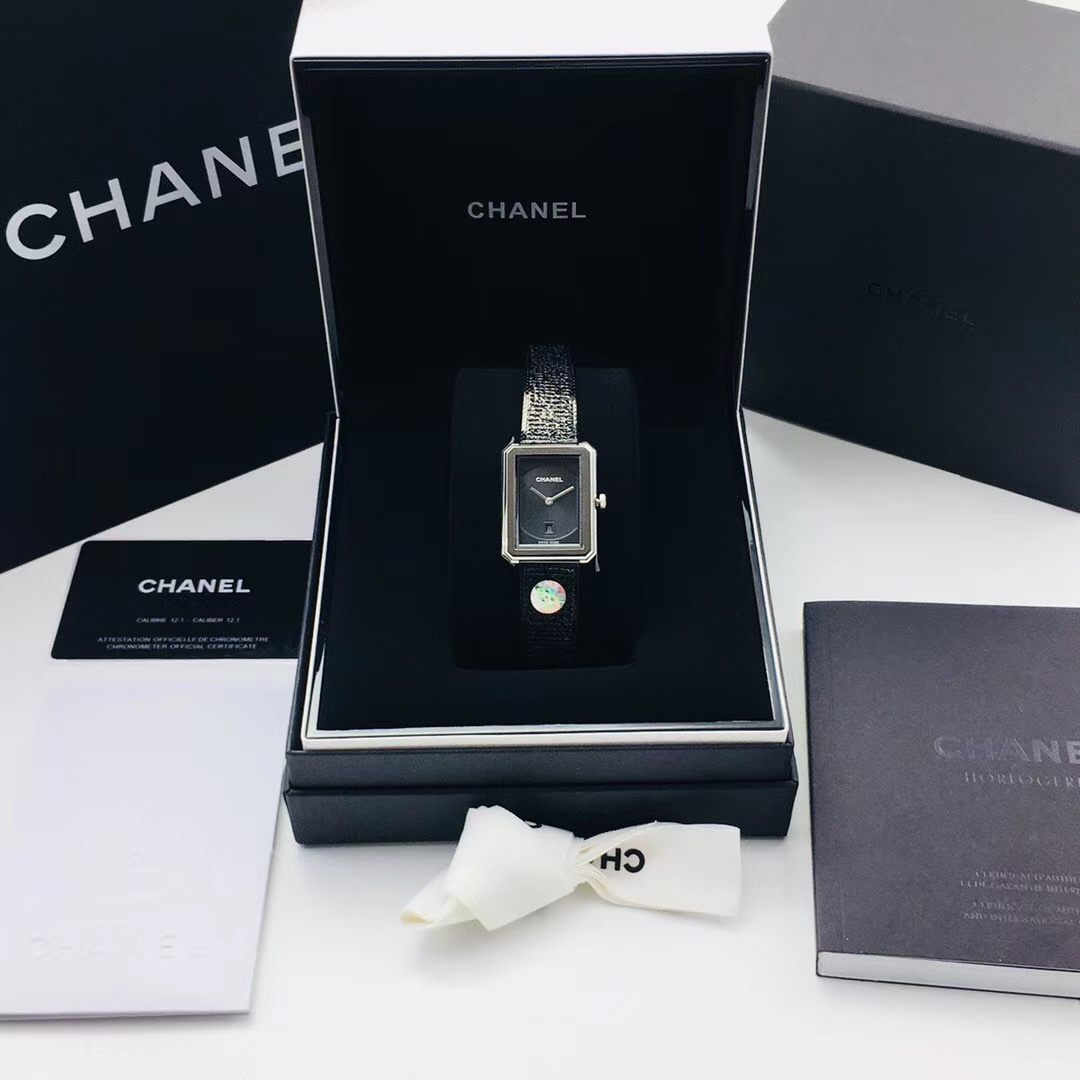 BV | 쿼츠 무브먼트 l26.7X34.6 mm l CHAN** BOY FRIEND H4884