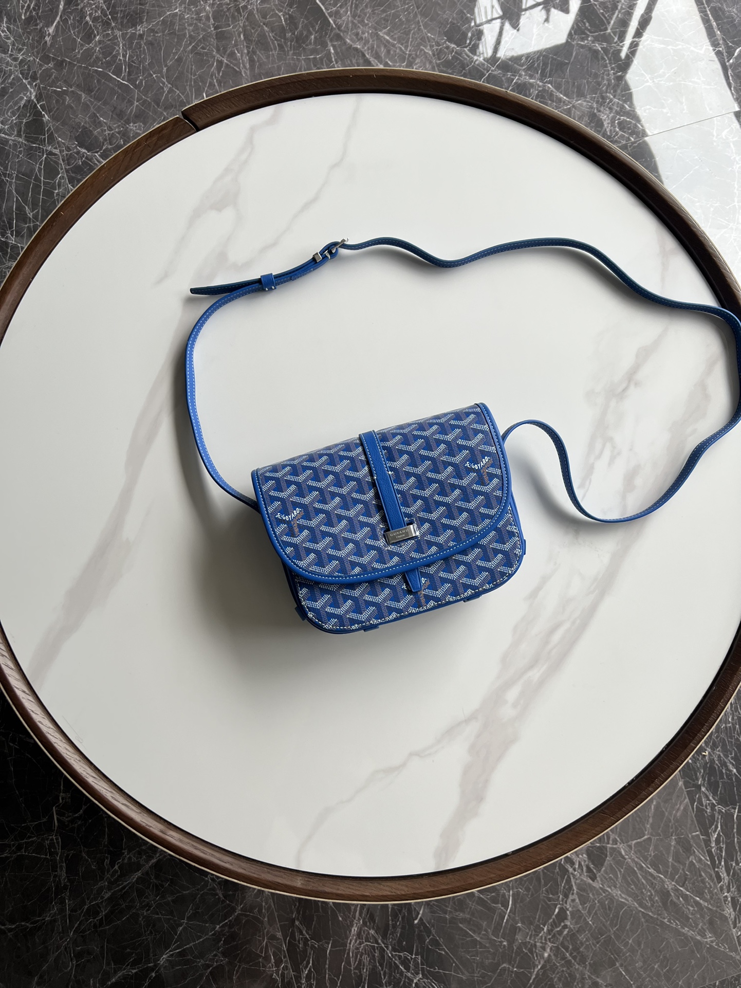 고야드 벨베데르 메신저백 21*16*6Cm