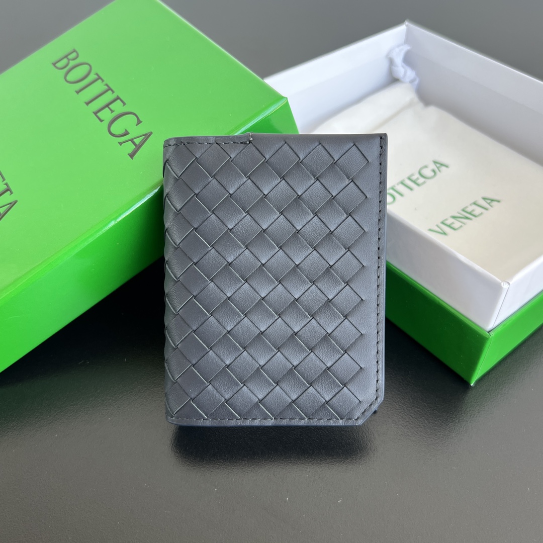 보테가베네* 가죽 카드 홀더  10.2*8.2*0.5cm