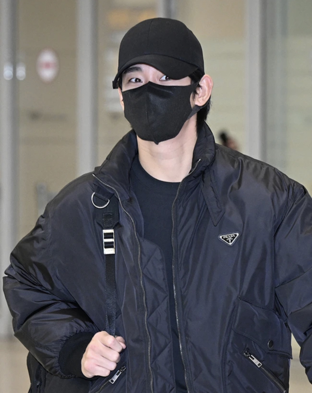 남성 미디엄 웨이트 리나일론 다운 자켓