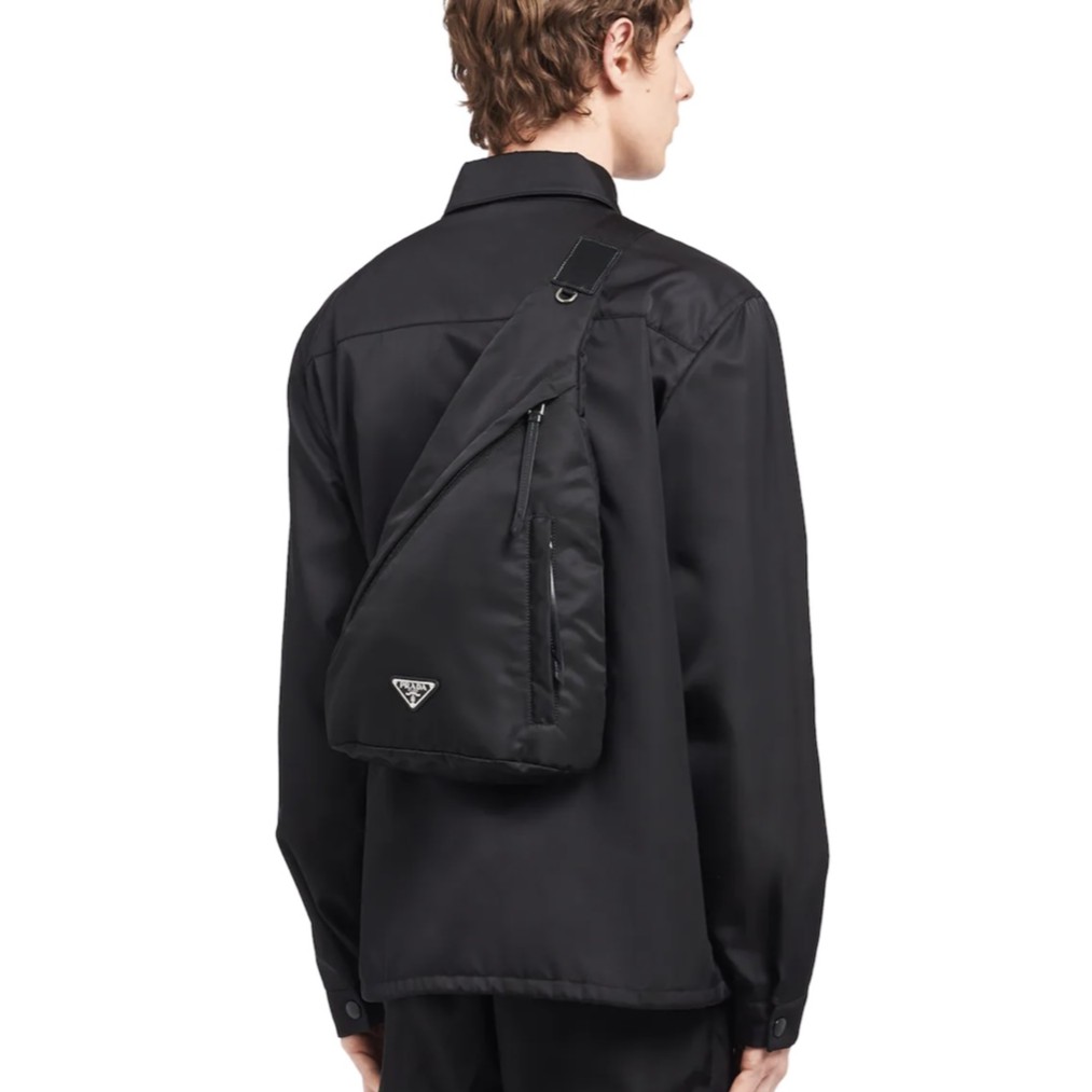 PRADA 리나일론 및 가죽 백팩 2VZ092 37.5*26.5