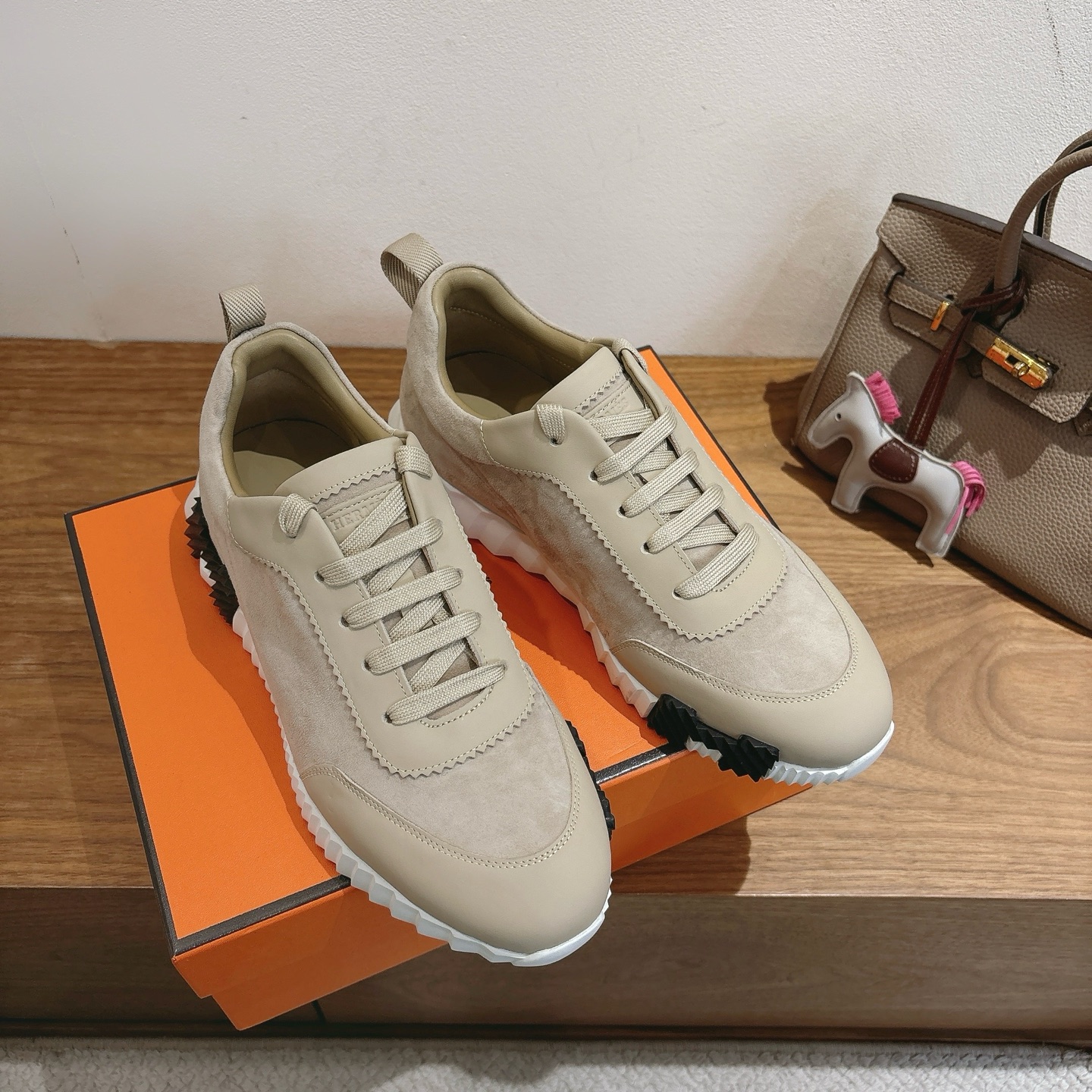 에르메스 Bouncing 남성 스니커즈