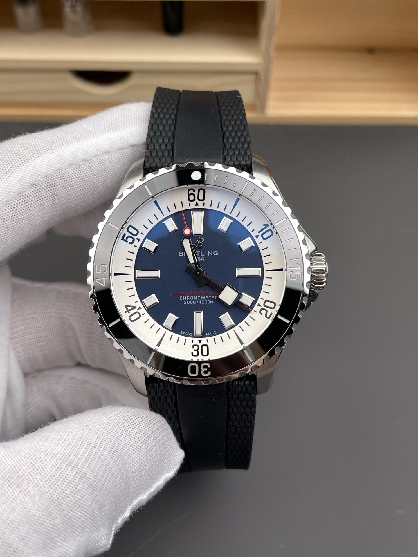 BLS l 2824 무브먼트 l 44mm l 브라이틀링 Superocean Automatic