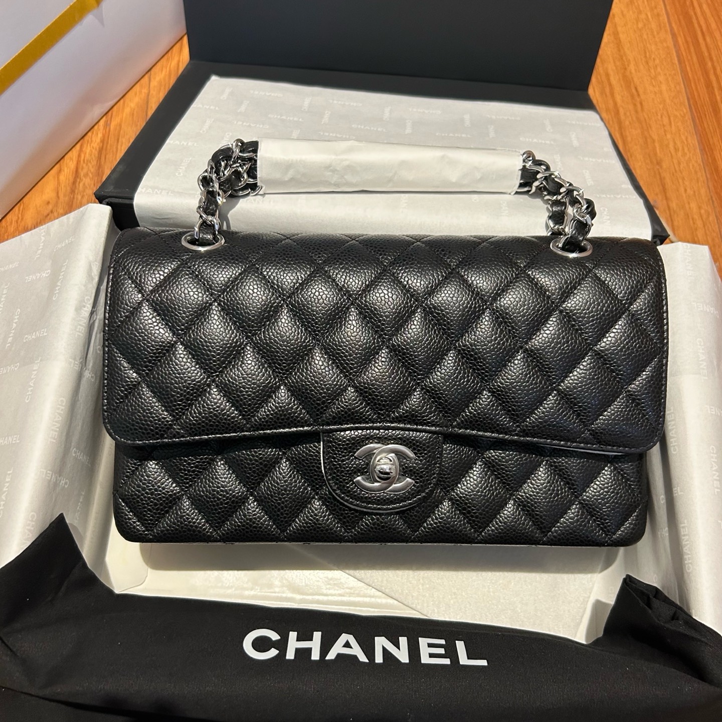 샤❤넬 클래식 캐비어 플랩백 미디움 25.5cm