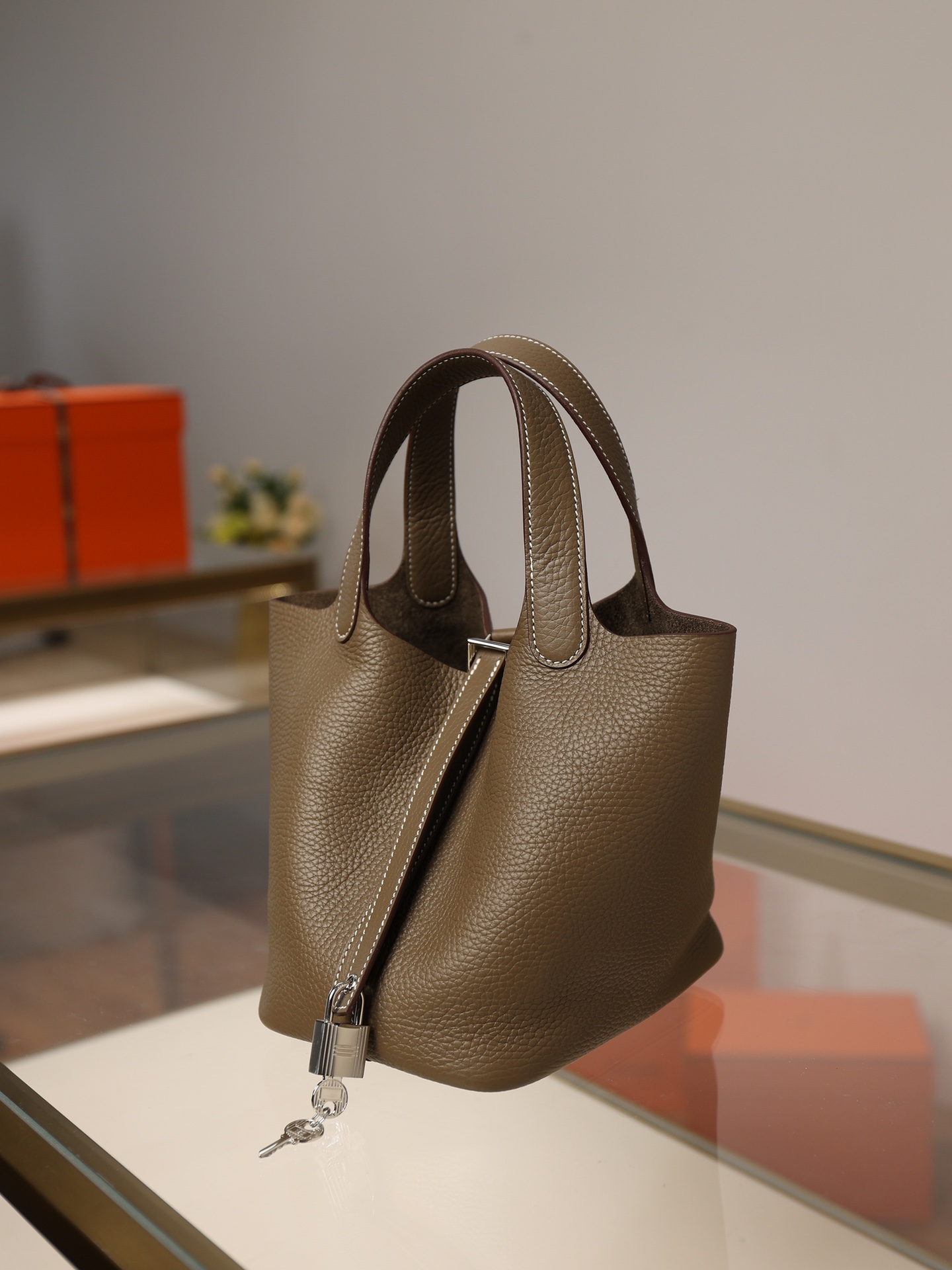 Herme* Picotin Lock 18bag