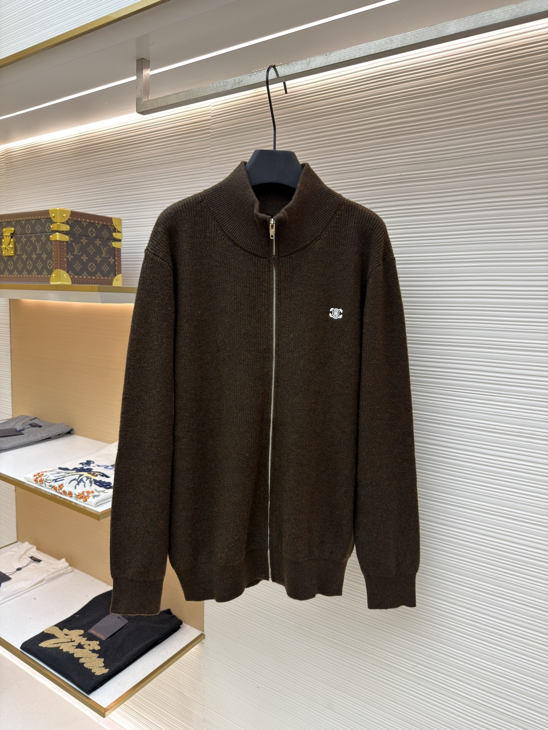 셀린느 트리옹프 트러커 스웨터