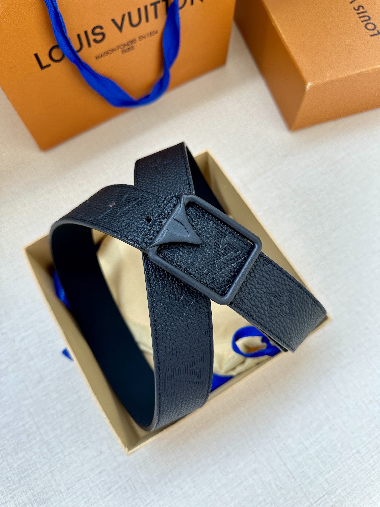 루이비통 벨트 35mm 베니스 M8631S