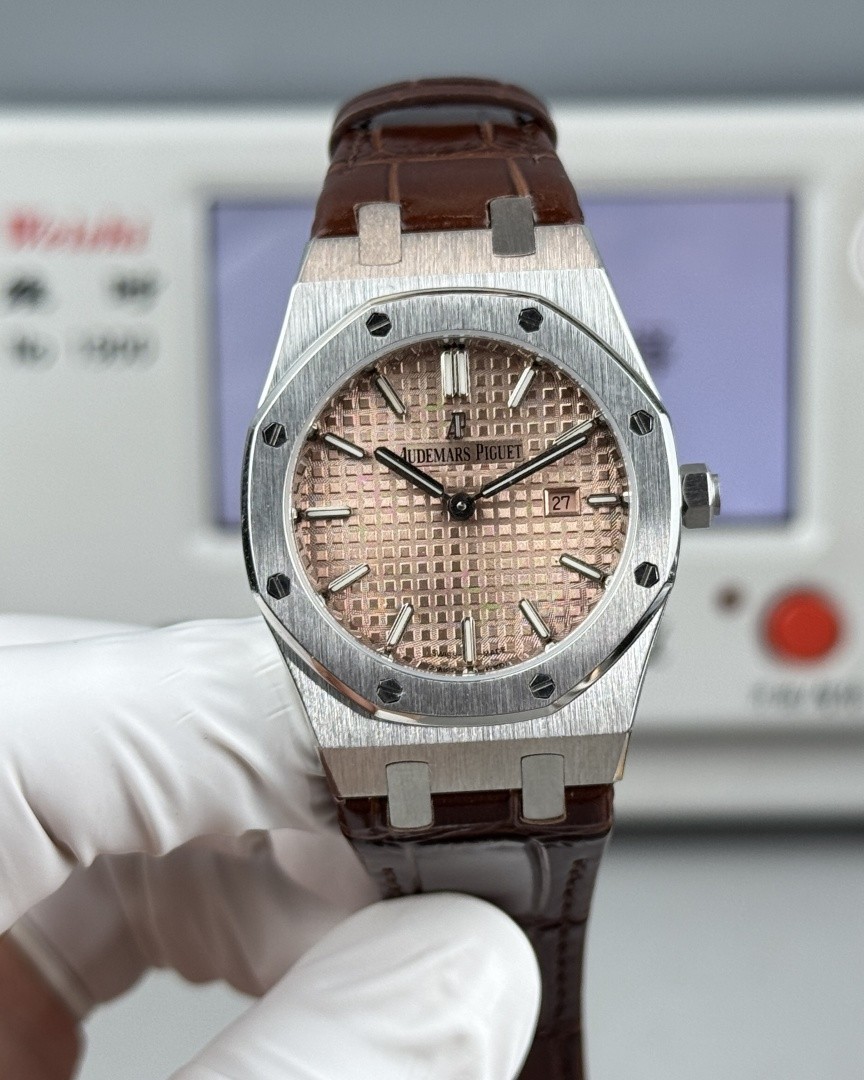 GR | 쿼츠 무브먼트 l 33mm l 오데마 피게 로열 오크 67651