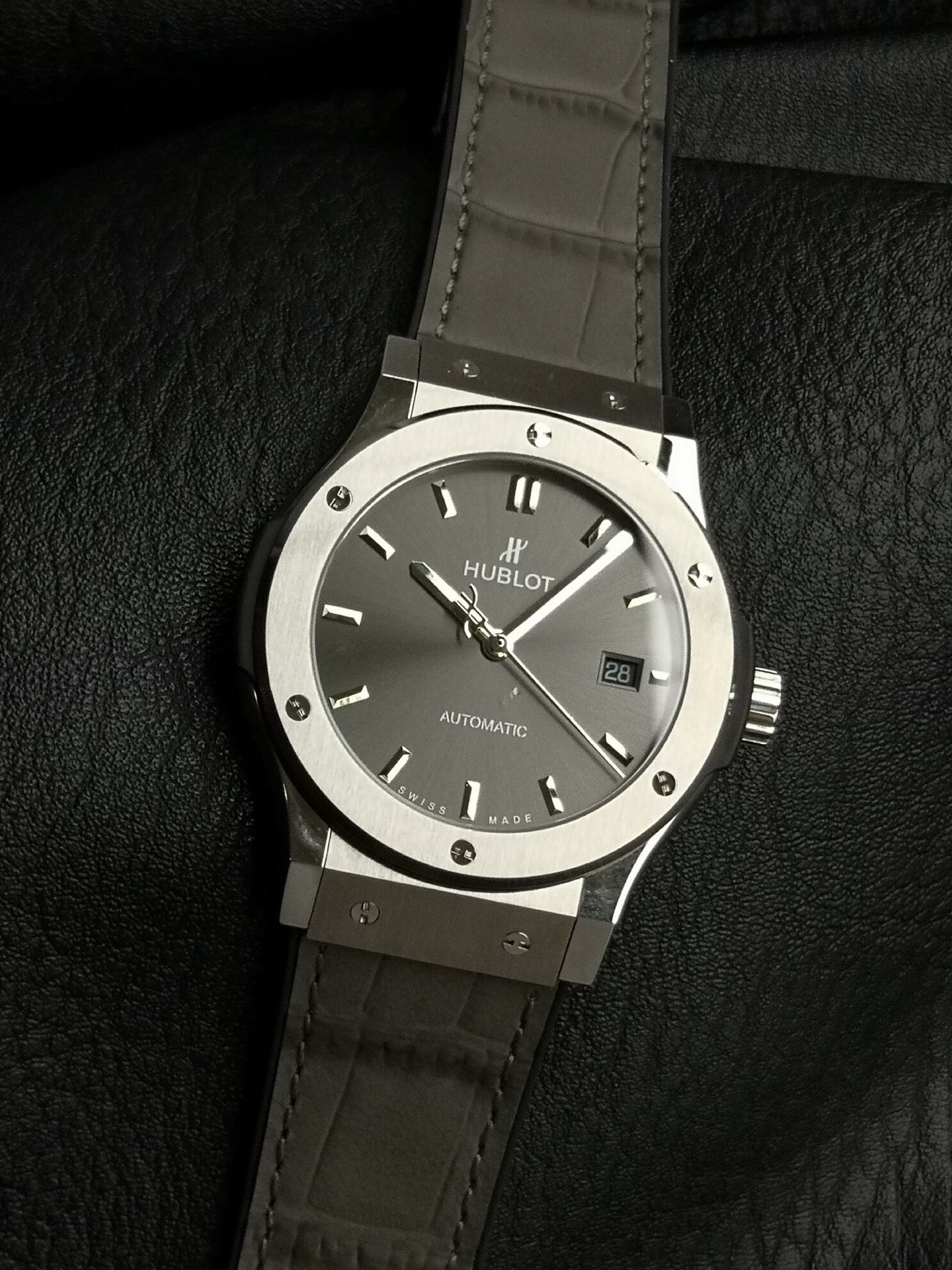 HB l HUB1110 l 42mm l Hublot Classic Fusion