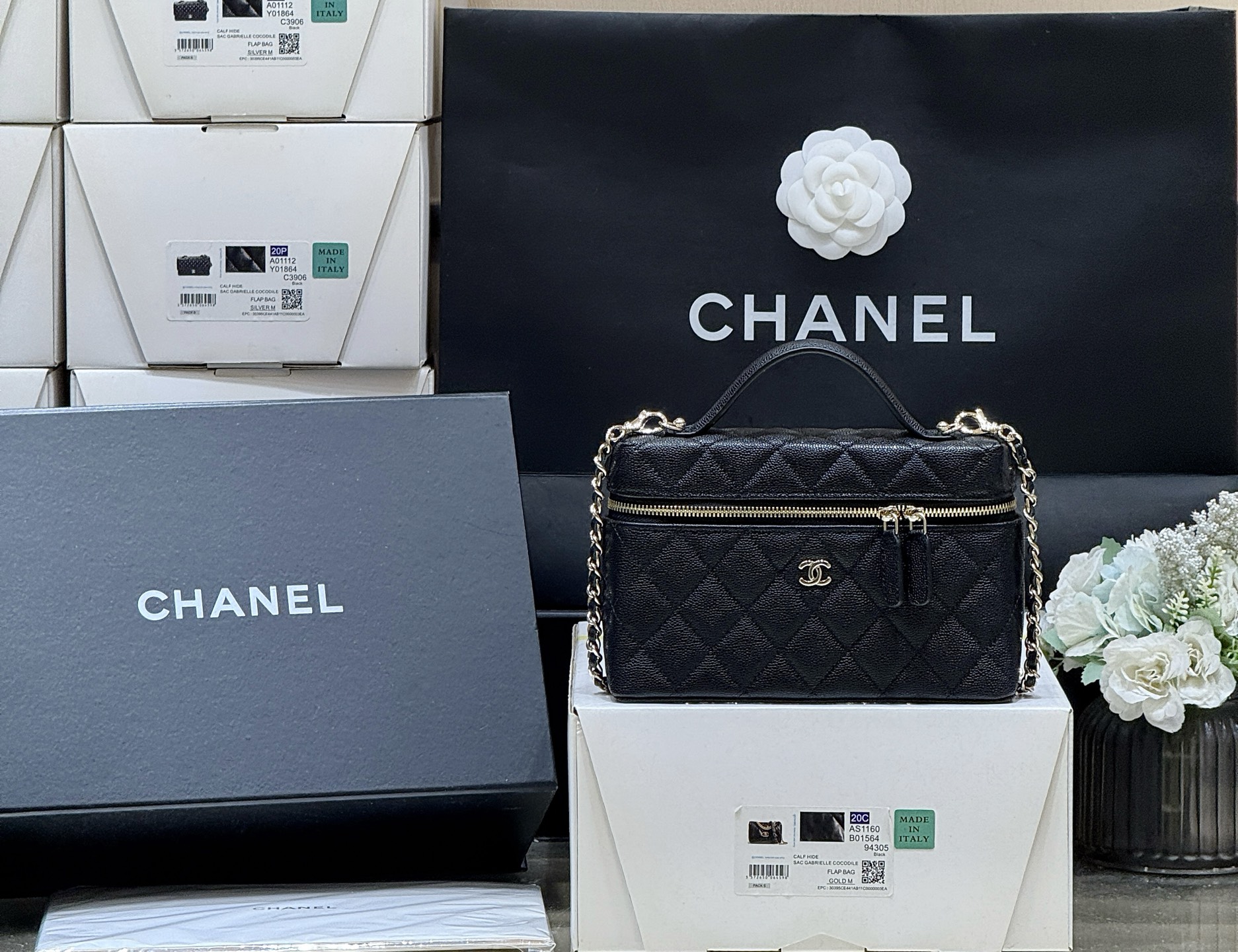 샤* 탑핸들 포쉐트 체인 베니티백 AP4385 14*19*5cm