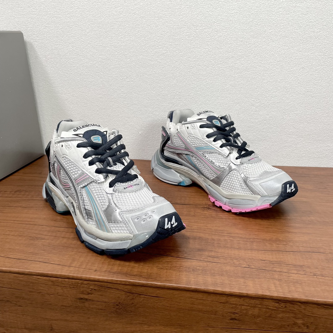 발렌시아가 25SS  Runner 7.5  스니커즈