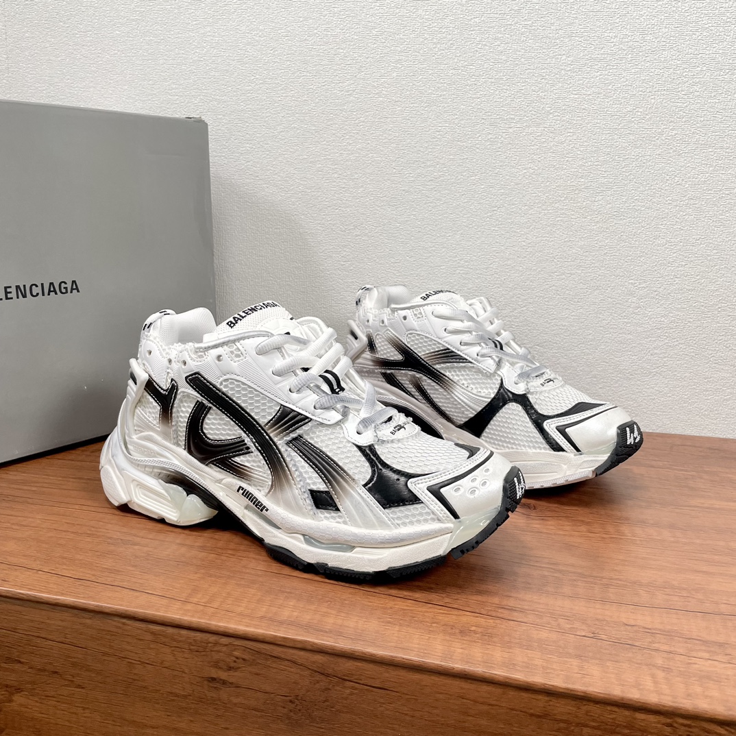 발렌시아가 25SS  Runner 7.5  스니커즈