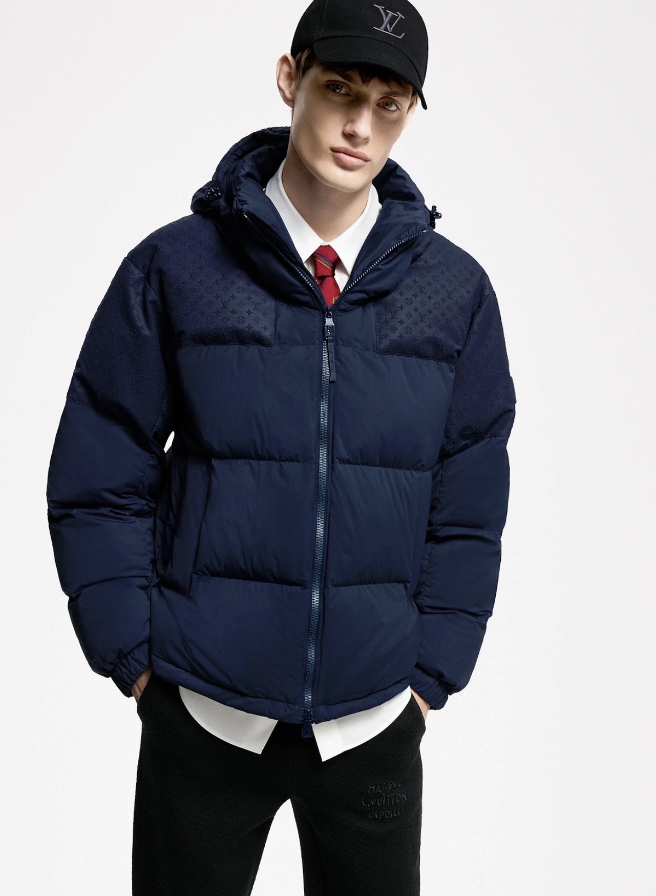 루이비통 다운블루종 1AGIJD