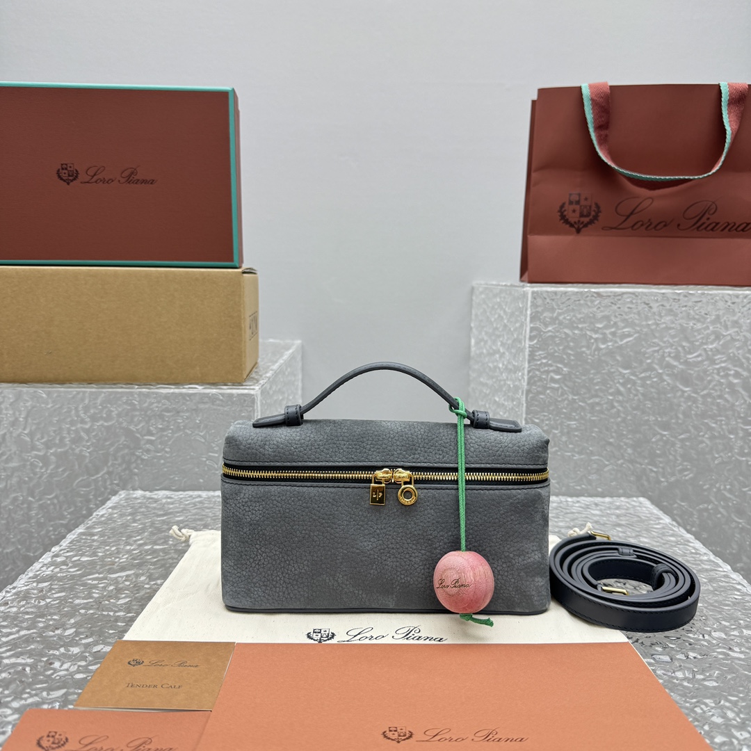 Loro Piana Extra Pocket L19