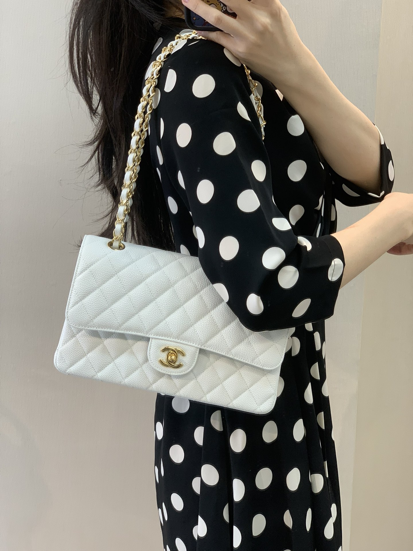 샤❤넬 클래식 캐비어 플랩백 미디움 25.5cm 112