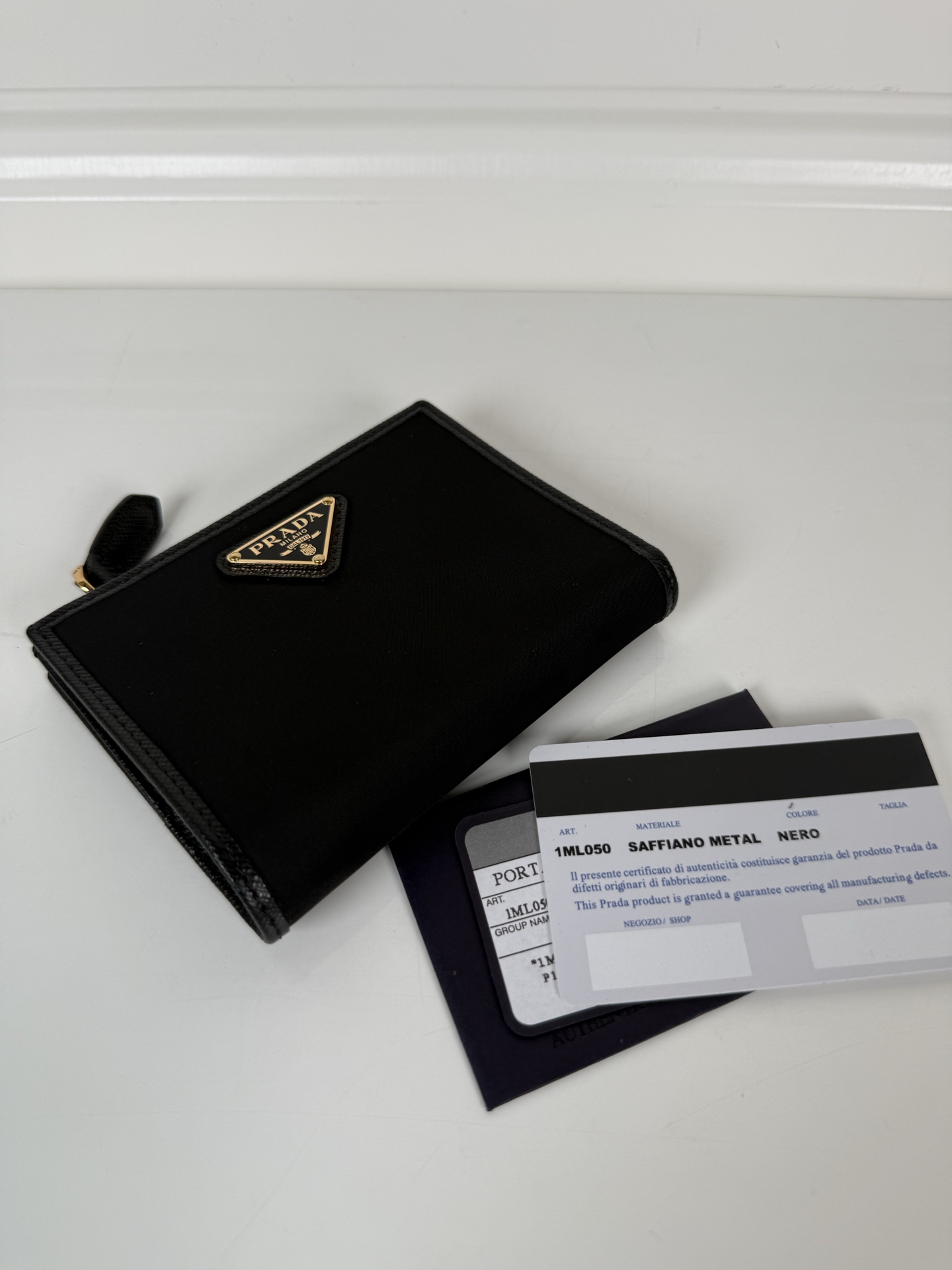 프라다 1ML050 비텔로 무브 반지갑