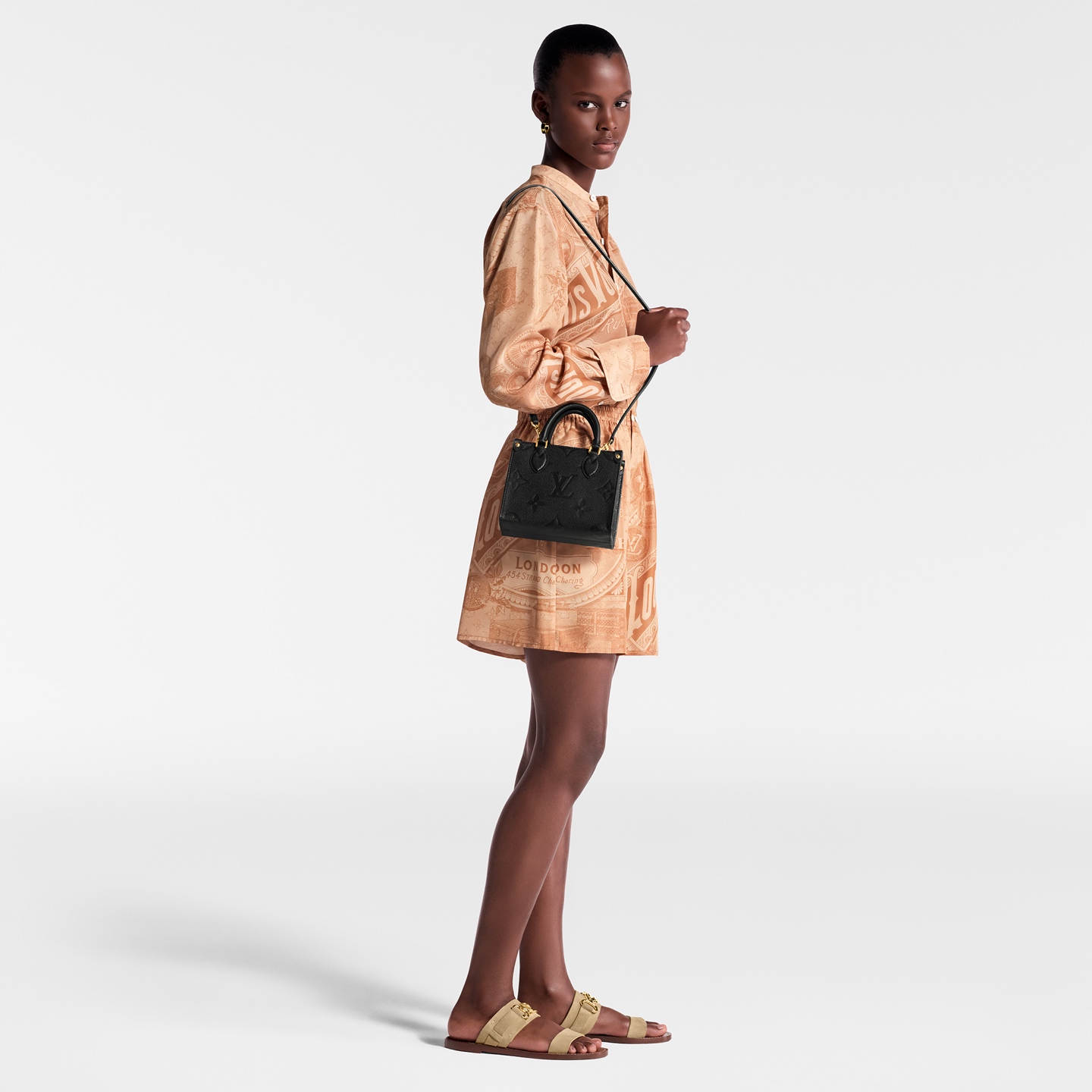 루이비통 숄더백 온더고 BB M47054  18x15x8.5cm