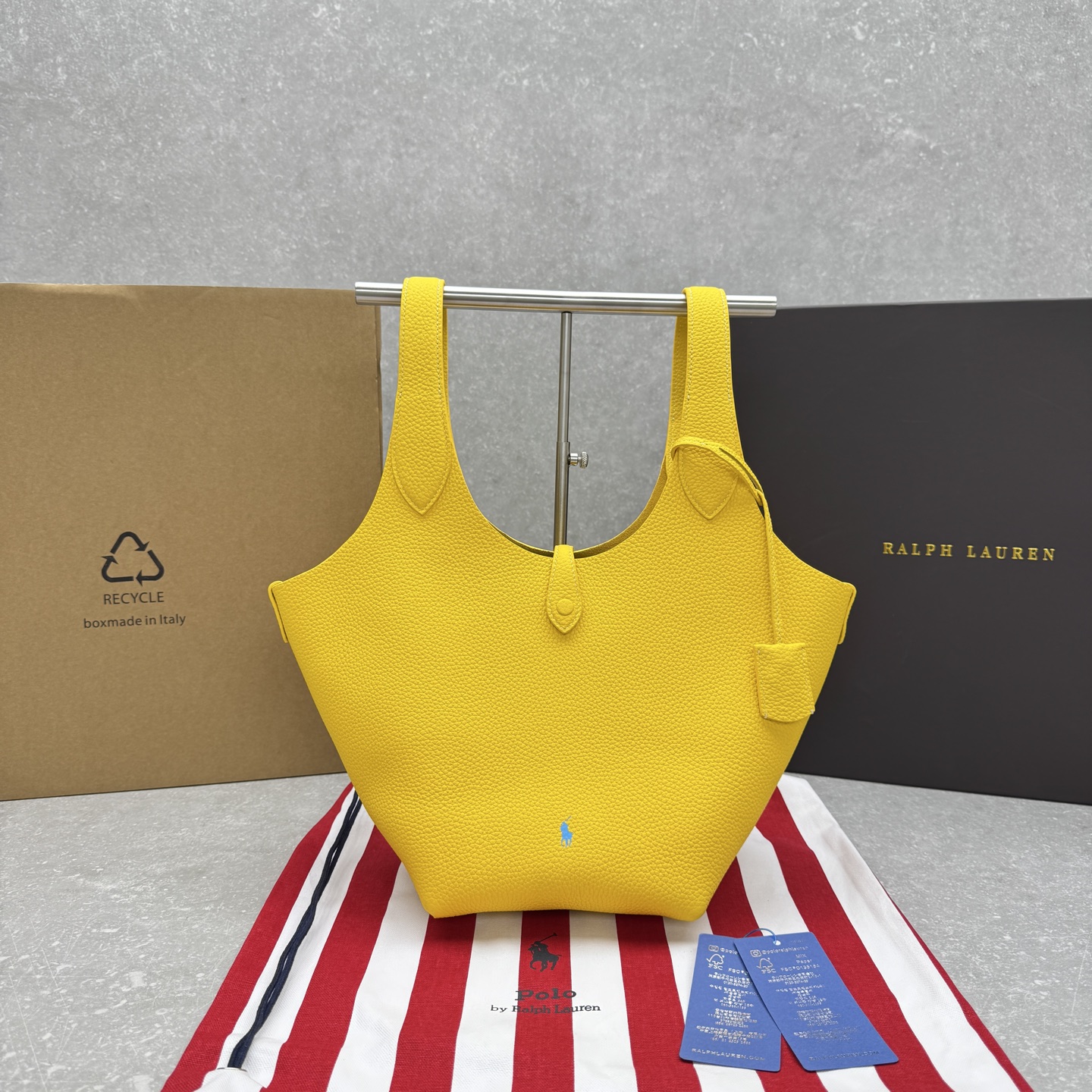 Polo Play Leather Tote  29×17×40cm