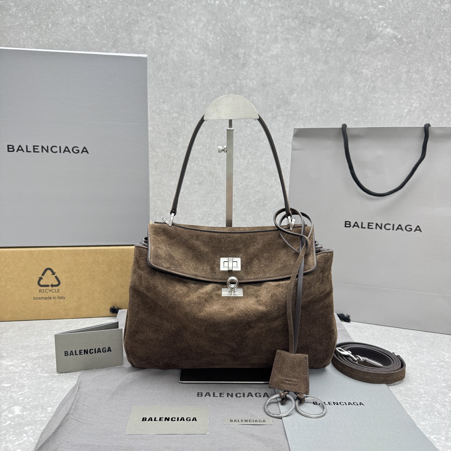 발렌시아가 rodeo 스몰 사이즈 28.9x20x9.9cm